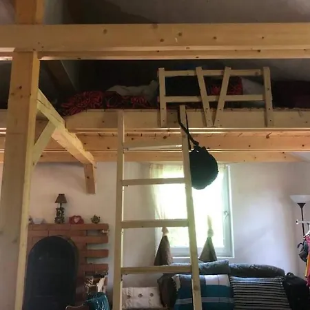 Cute House Fekvo Padlasszoba Es Egy Szoba Loft And Holiday home *